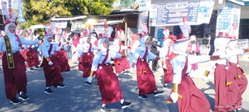 Lomba Gerak Jalan Indah Kecamatan ;arompong